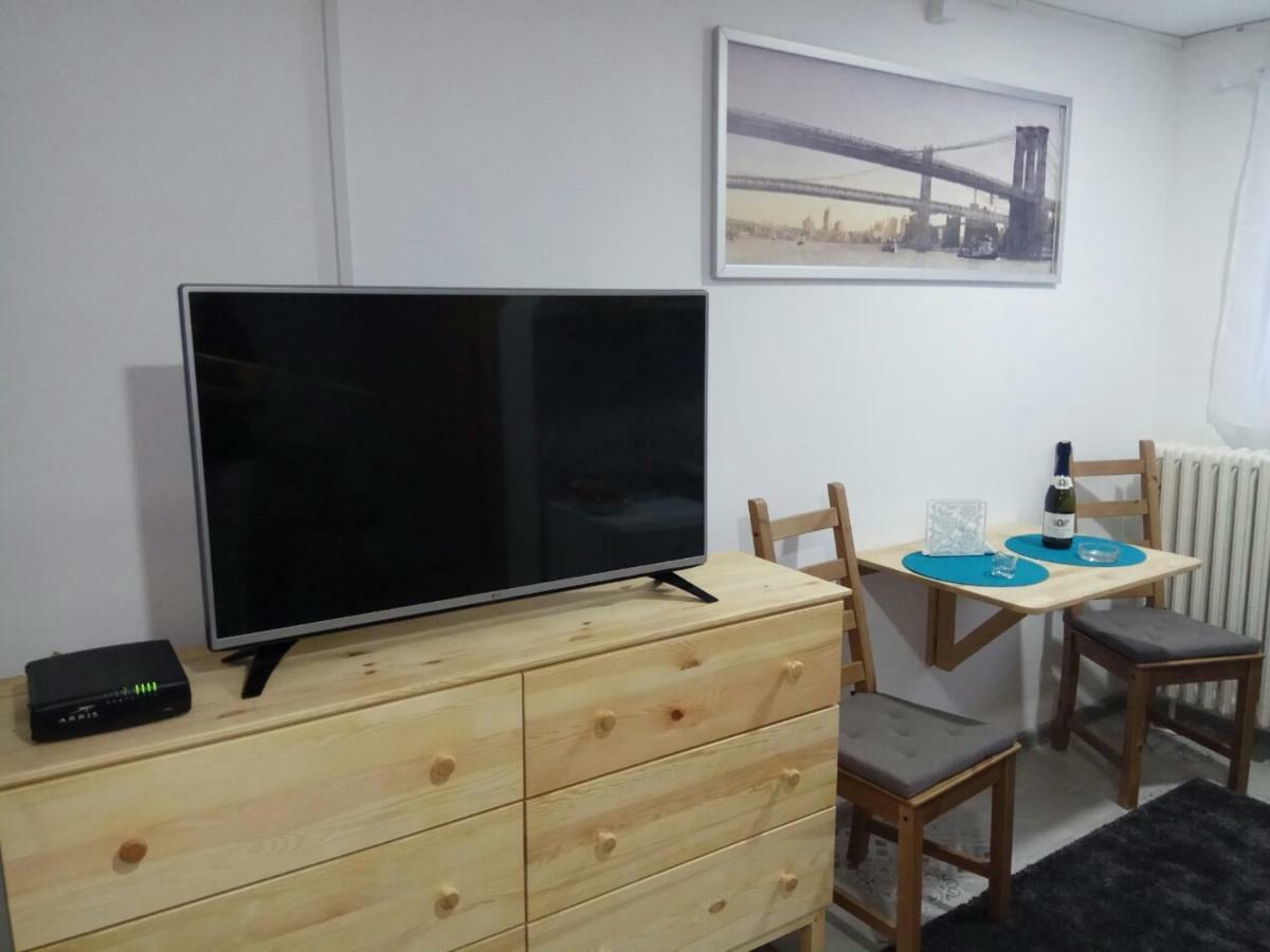 Appartamento Tatjanina Garsonjera Subotica Esterno foto